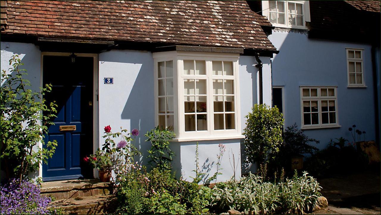 The Old Stables B&B Winslow Экстерьер фото